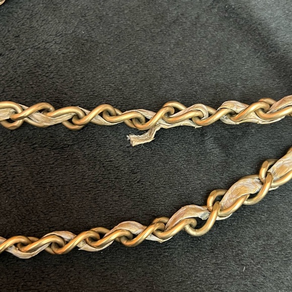 AUTHENTIC LIKE NEW LIMITED EDITION CHANEL CLASSIC IRIDESCENT PYTHON DOUBLE FLAP - Picture 10 of 12